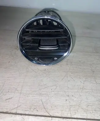 Peugeot 308 Dash center air vent grill 9658515377