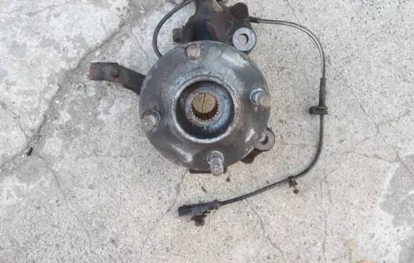 Ford Fiesta Front wheel hub spindle knuckle AV1C3K170BA
