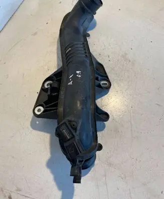 Audi A4 S4 B8 8K Intercooler hose/pipe 8K0145673L
