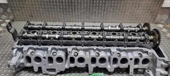 BMW 5 F10 F11 Engine head S27705164 8507561 7812929