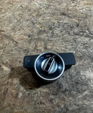 Mercedes-Benz C AMG W204 Light switch A2129050551