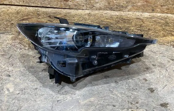Mazda CX-5 II Headlight/headlamp KB8M-51030 S2504R030 K124-51030