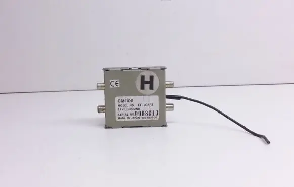Subaru Legacy Aerial antenna amplifier EF10851 286880705 0008813