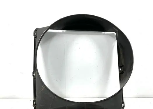 Radiator cooling fan shroud