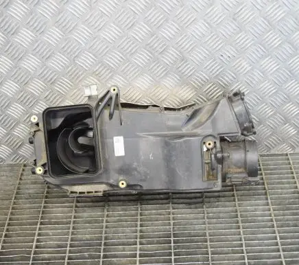 Mercedes-Benz GLC X253 C253 Air filter box A6510902501