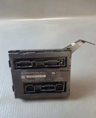 Volkswagen Touareg II Comfort/convenience module 4H0907064AK