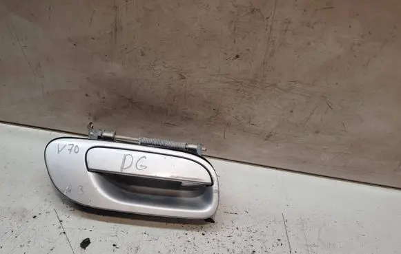 Rear door exterior handle