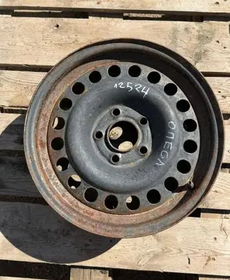 Opel Omega A R15 steel rim 2150115