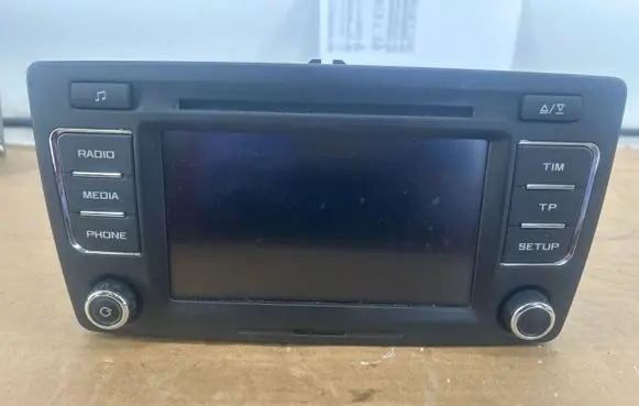 Skoda Yeti (5L) Radio/CD/DVD/GPS head unit 1Z0035156N