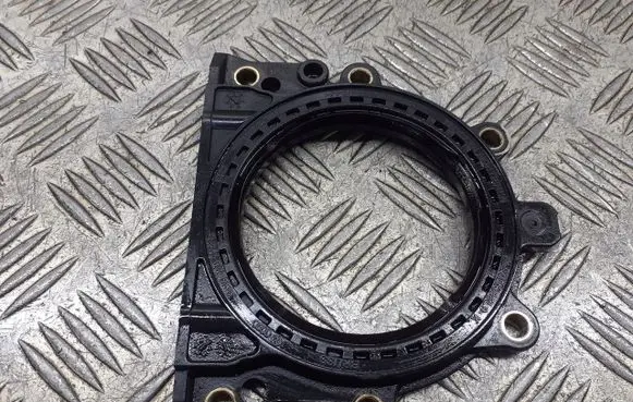 Seat Leon (1P) Crankshaft Holder 038103171B