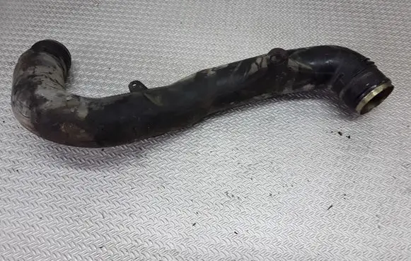 Peugeot 806 Turbo air intake inlet pipe/hose 1475827080