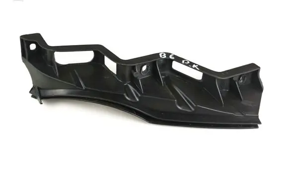 Volkswagen PASSAT B6 Front bumper mounting bracket 3c0807889a