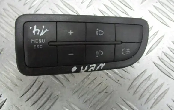 Citroen Nemo Headlight level height control switch