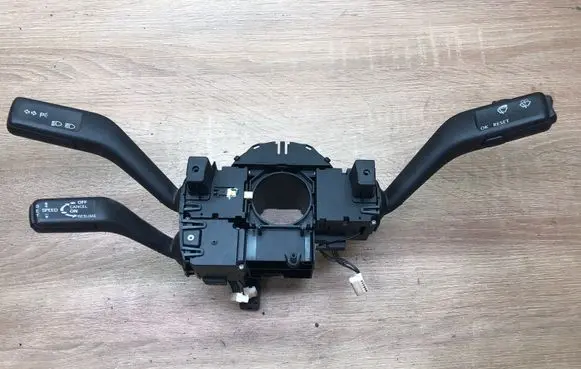 Volkswagen PASSAT B6 Indicator stalk 3C5953513C 3C5953507C