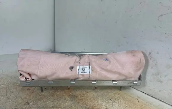 Knee airbag