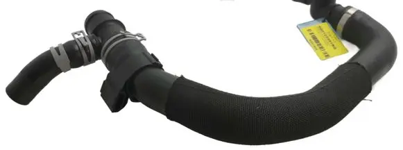 Engine coolant pipe/hose