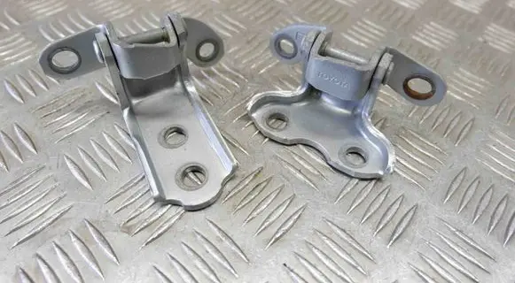 Lexus RX 330 - 350 - 400H Rear door hinge set 6876035040 6878060030 6878060031