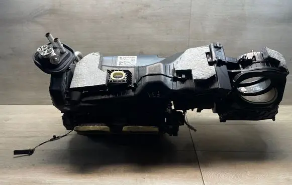 BMW 3 F30 F35 F31 Interior heater climate box assembly 9296823 T90352101 T260374759