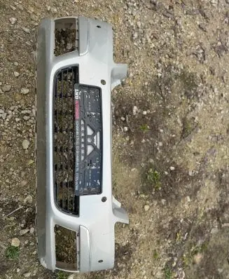 Opel Zafira B Front bumper