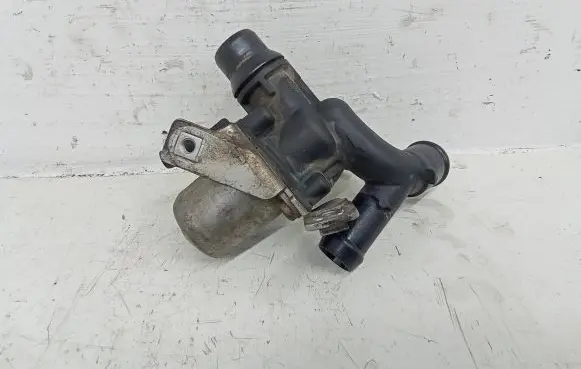 Mercedes-Benz C W204 Coolant heater control valve A6512000231 A6512000031