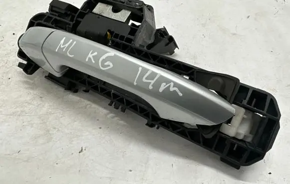 Mercedes-Benz ML W166 Rear door exterior handle A2047602134