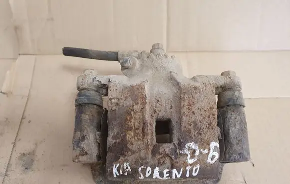 KIA Sorento Rear brake caliper