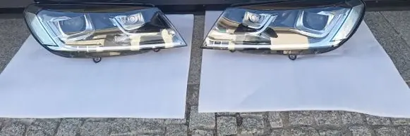 Volkswagen Touareg II Headlights/headlamps set 