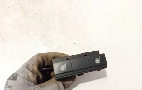 Citroen C4 Grand Picasso Seat heating switch 
