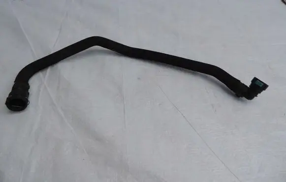 Land Rover Range Rover Sport L494 Engine coolant pipe/hose HPLA8D059AC