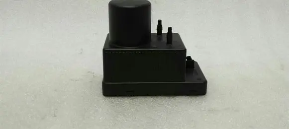 Mercedes-Benz E AMG W211 Vacuum pump A2038000048