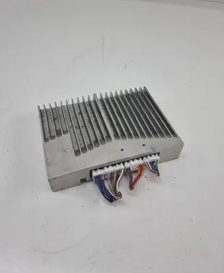 Jaguar F-Pace Sound amplifier Hx7319c164rc