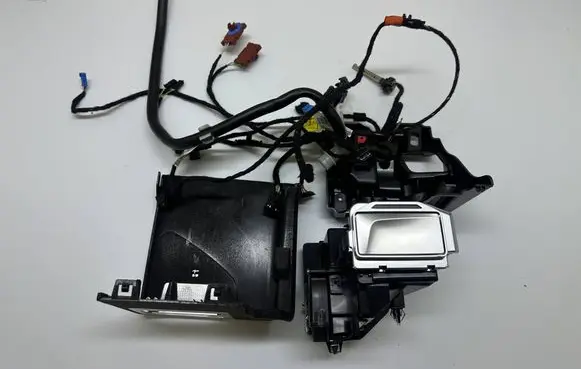 BMW 7 G11 G12 Other interior part 6835478 FK245012 14940310