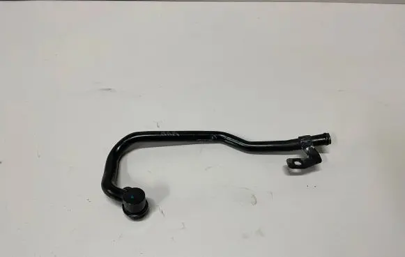 Volkswagen PASSAT B8 Engine coolant pipe/hose 04L121065AJ