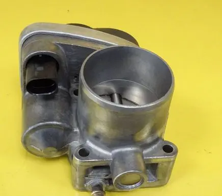 Renault Clio III Throttle valve 8200190230 8200171134B 8200171134