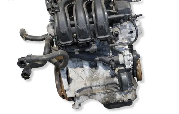 Peugeot 208 I Engine swap HM01