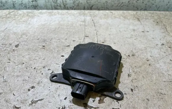Toyota RAV 4 (XA50) Blind spot module 8816242091