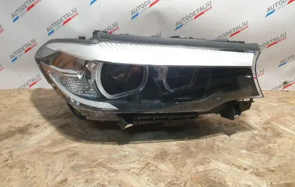 BMW 5 G30 G31 Headlight/headlamp 8499114