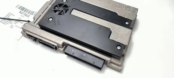 Audi A8 S8 D4 4H Sound amplifier 4H0035465A
