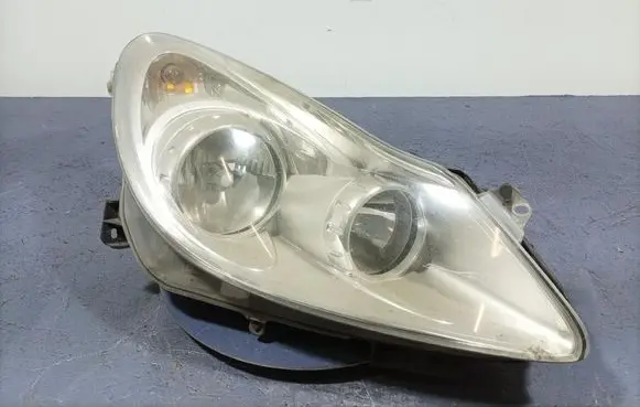Opel Corsa D Headlight/headlamp 13186382