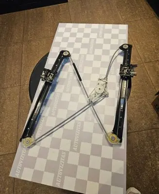 Porsche Macan (95B) Front door electric window regulator E059090201A
