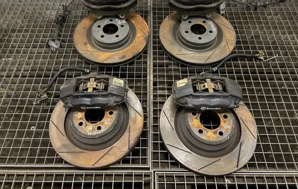 Dodge Charger Brake discs and calipers set P05181955AJ 05181955AJ