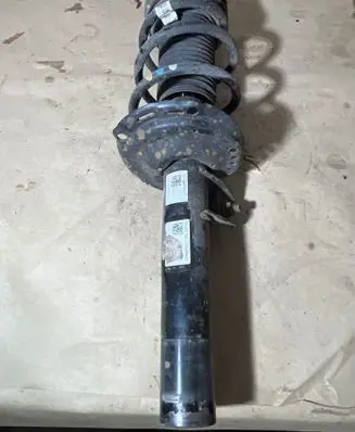 Volkswagen Tiguan Front shock absorber with coil spring 5QF412021PP 263VWAKK100W