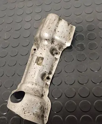 BMW 5 F10 F11 Tie down hook / loop 6790911 6700911