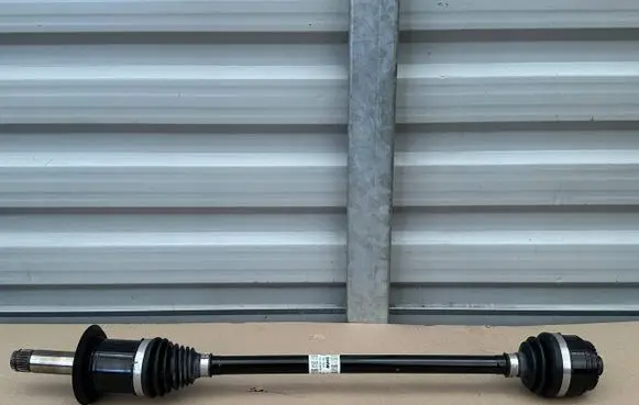 BMW X1 U11 Rear driveshaft 9884793