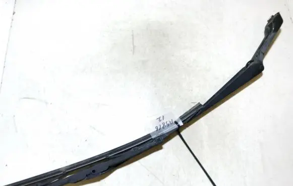 Renault Clio II Front wiper blade arm 7700847571