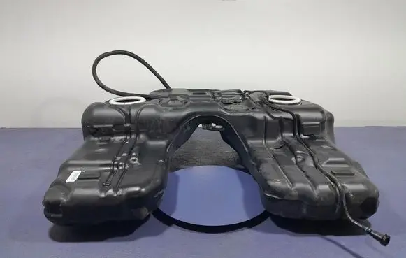 BMW X6 F16 Fuel tank 7164253