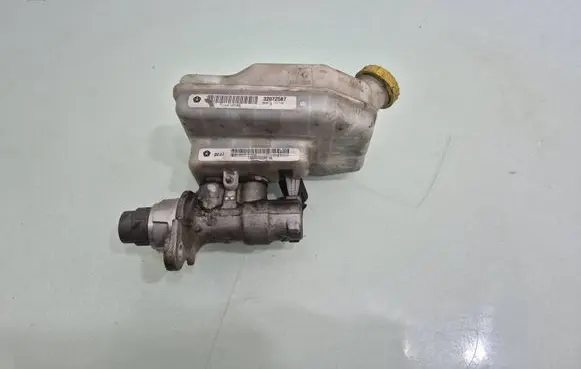 Dodge Grand Caravan Master brake cylinder 32072587