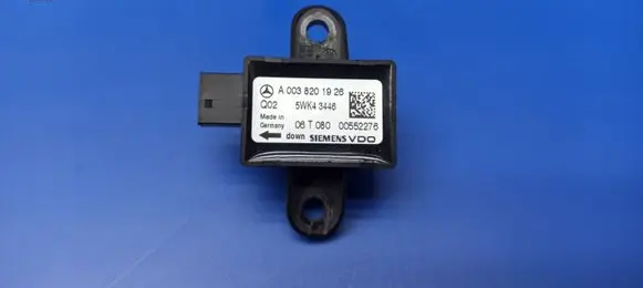 Mercedes-Benz S W221 Airbag deployment crash/impact sensor A0038201926 5WK43446 06T080