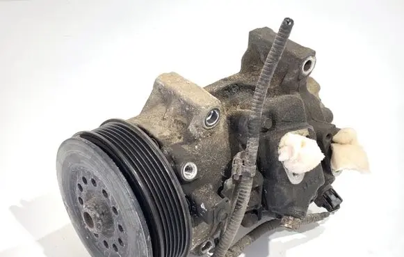 Toyota Avensis T270 Air conditioning (A/C) compressor (pump) 4472601496