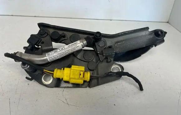 Volkswagen Tiguan Bonnet Pedestrian Airbag Actuator 5NA823823E
